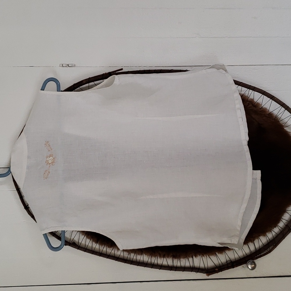 Ladies linen vest - Picture 2 of 10